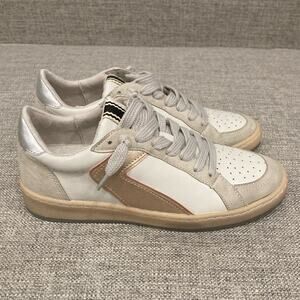 NEW Shu Shop Salma Women’s Sneakers in Gold Brand New in Box Size 6